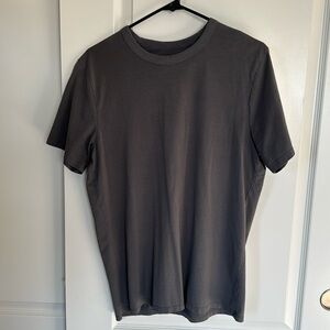 Lululemon soft jersey dark gray men’s medium